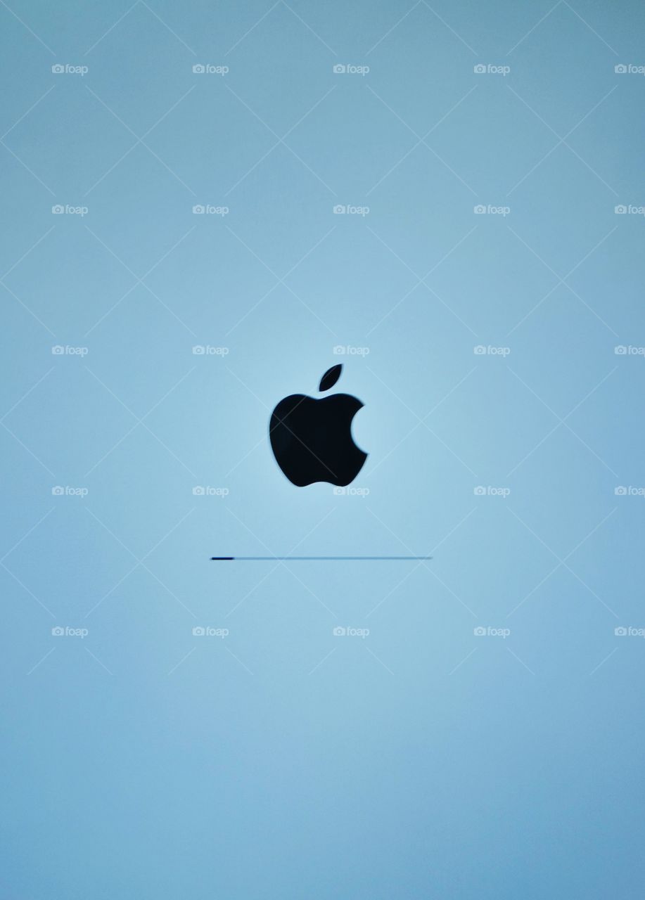 Apple Loading Screen
