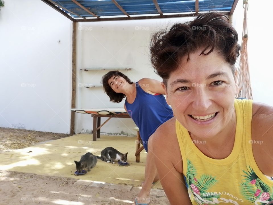 Selfie at cat eating time