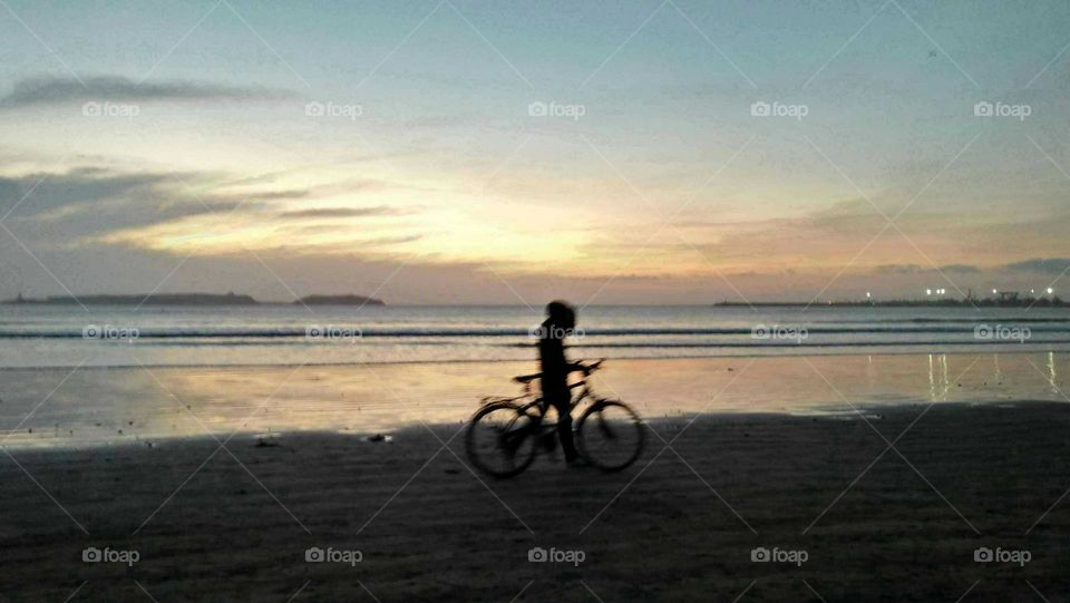 Beautiful trip with bicycle around the beach.