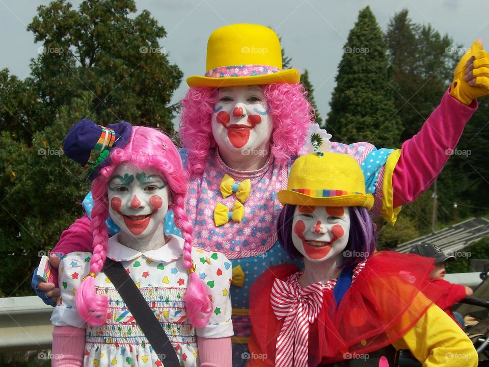 clowns at the parade