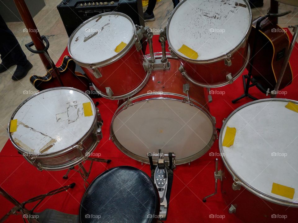 Vintage music instruments