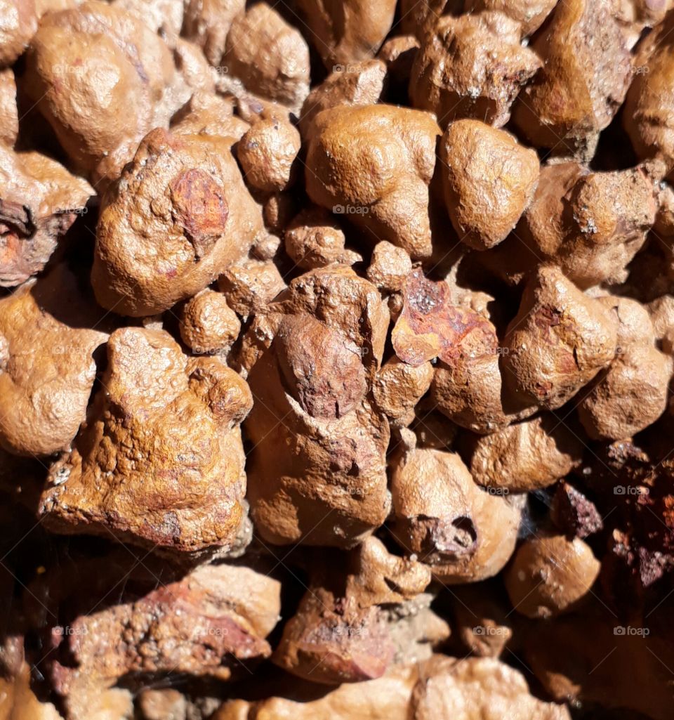 Pedra cascalho, encontrado em pedreiras e montes em Caiaponia, Goias, Brasil. Utilizada na construcao civil para fazer alicerce de casas e outros.