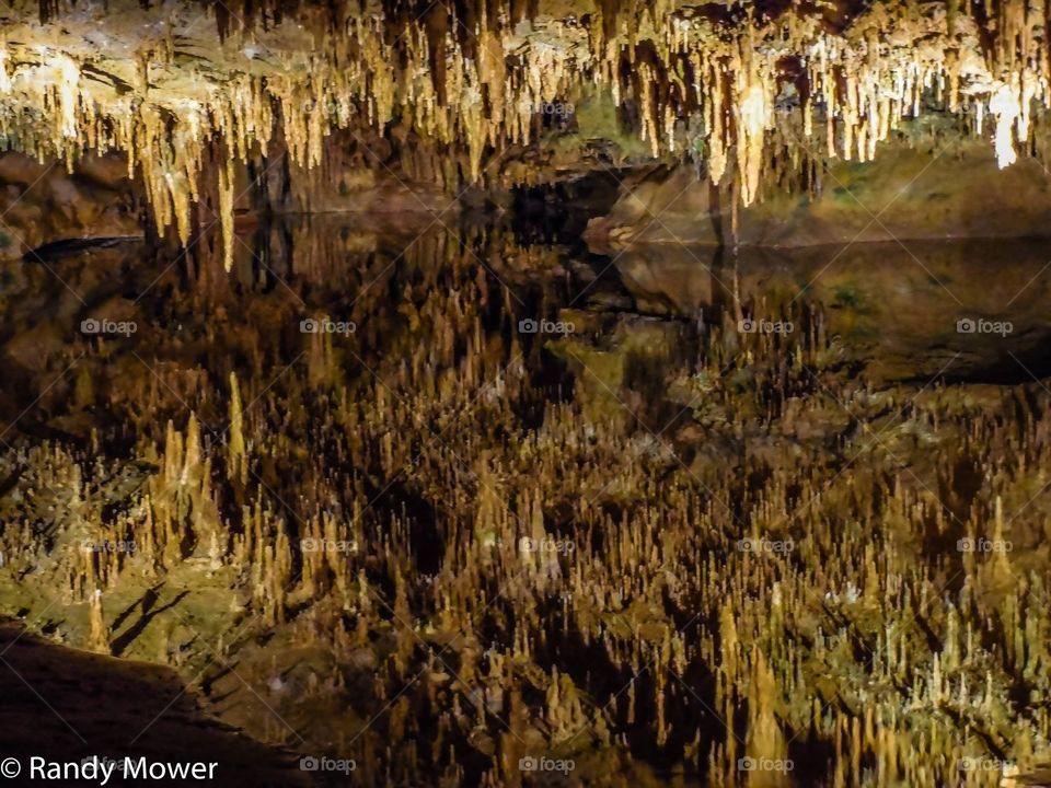 Lauray Caverns