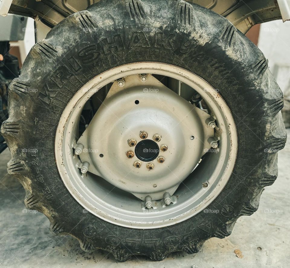 Tractor tyre