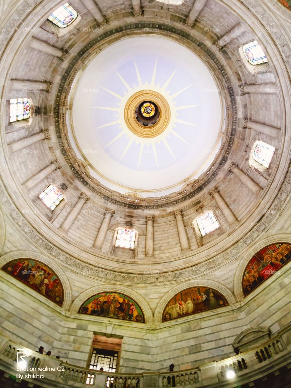 Victoria memorial dome