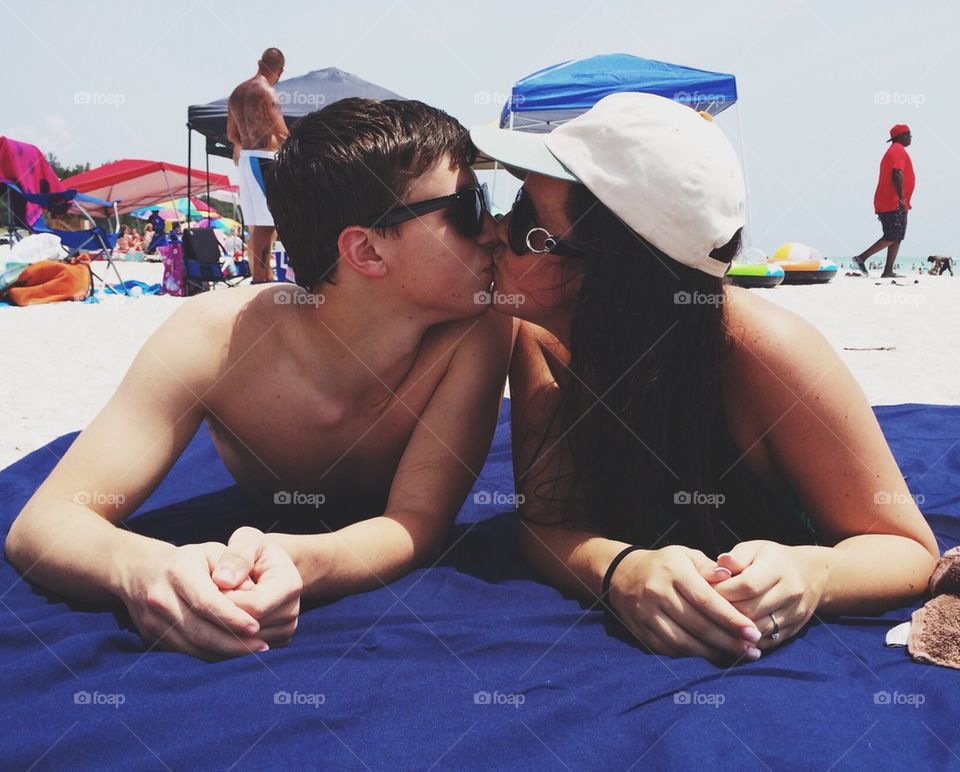 Beach kiss