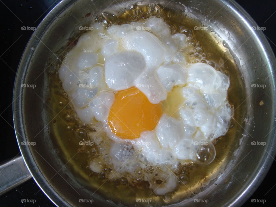 Fried eggs, fresh eggs from the farm Eggs for cooking Natural eggs