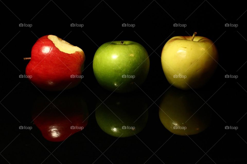 Apple, Fruit, Food, No Person, Juicy
