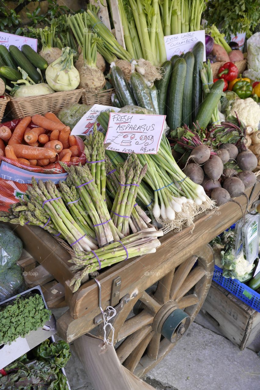 Market. Greengrocer 