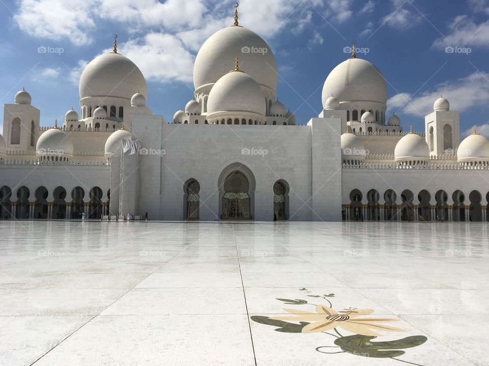 Sheikh Zayed Mosque, Abu-Dhabi
