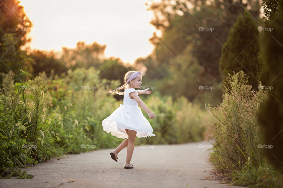 Girl dancing outdoor 