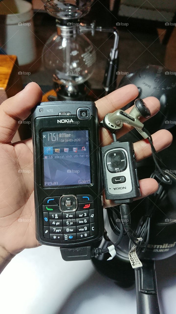 Nokia N70 N-Series, in Wahwoo Coffee.