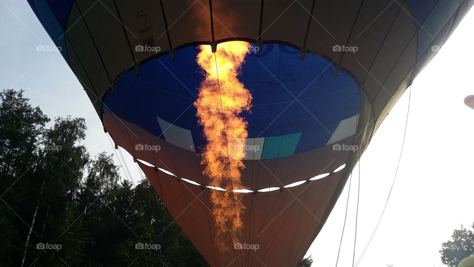 Hot-air balloon