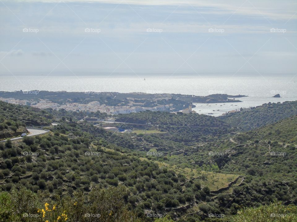 Vistas pueblo de costa,mar,mediterraneo ,Cadaqués,spain 