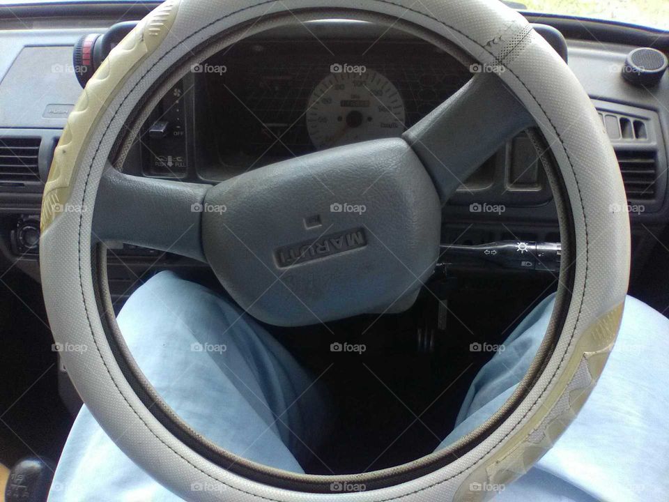 Steering wheel of Maruti 800