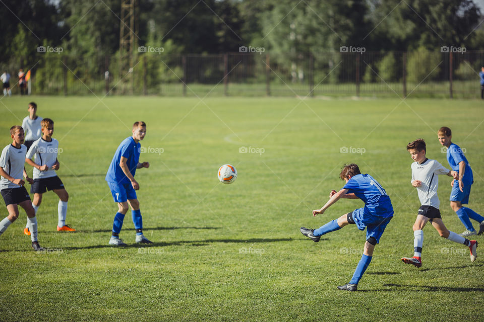 Football teen play 