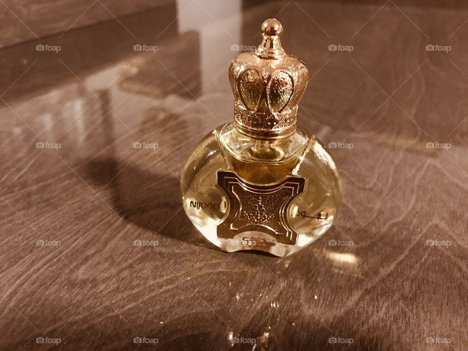 Oil perfume 