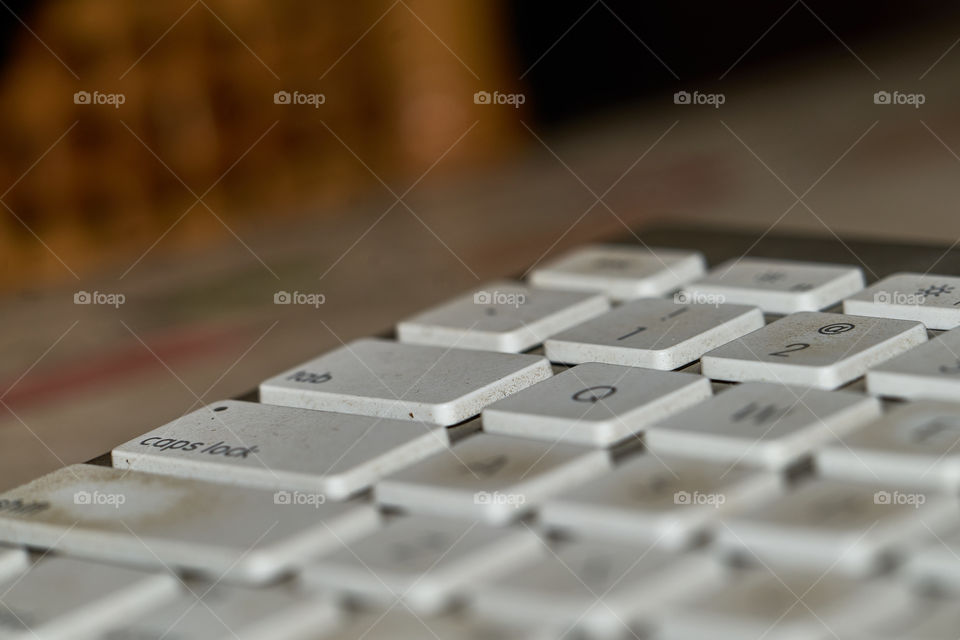 Keyboard. Why mine is not as clean as the ones I see in photographies