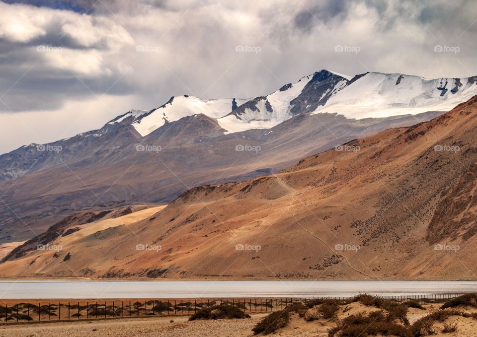 The serene and beautiful Tso moriri lake of Ladakh, India