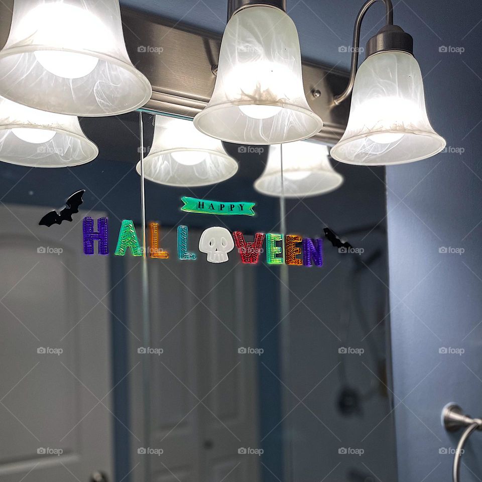 Happy Halloween decorations, Happy Halloween signage, bathroom mirror decorations, cute Halloween decorations 