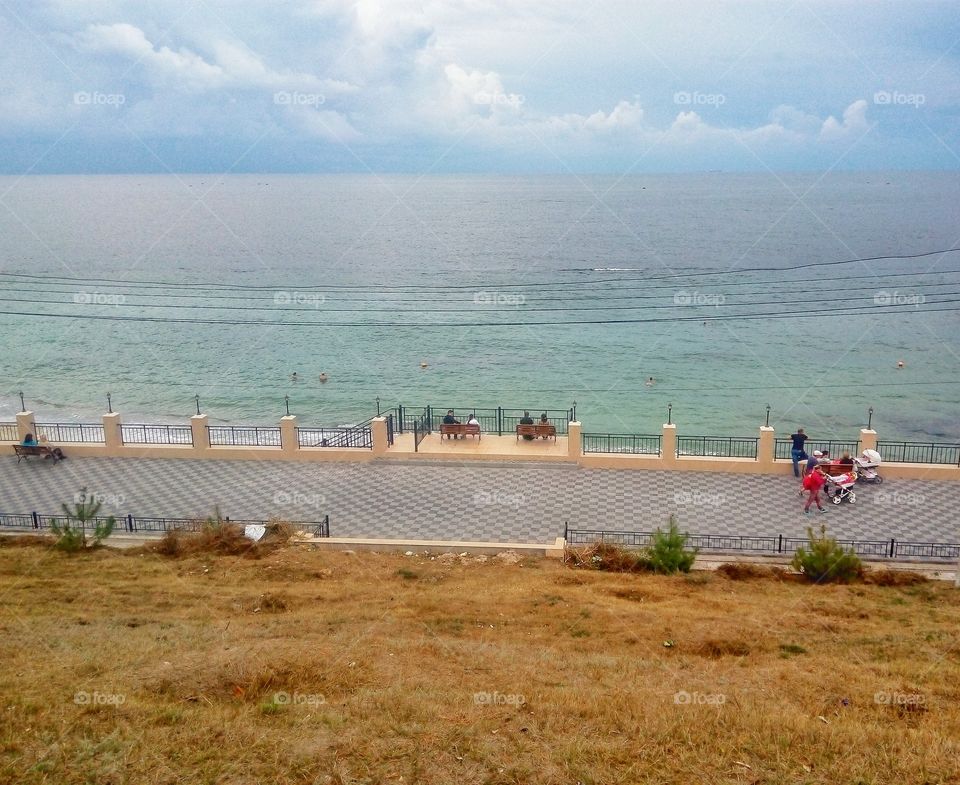 on the waterfront на набережной