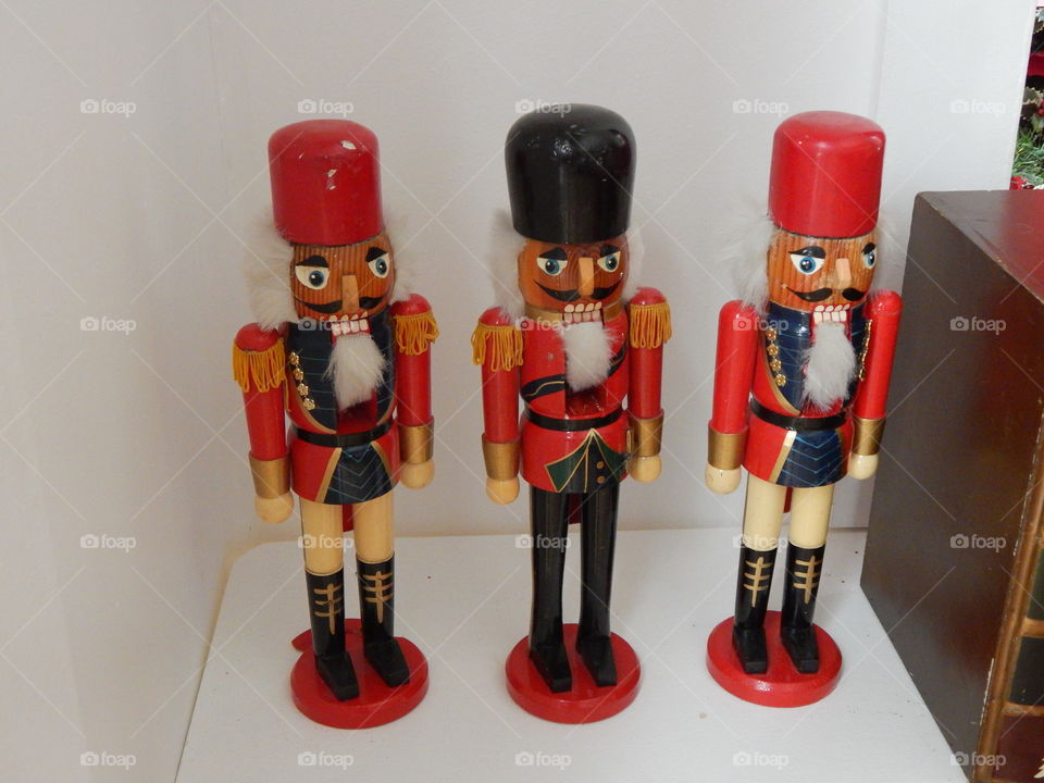 Nutcracker trio