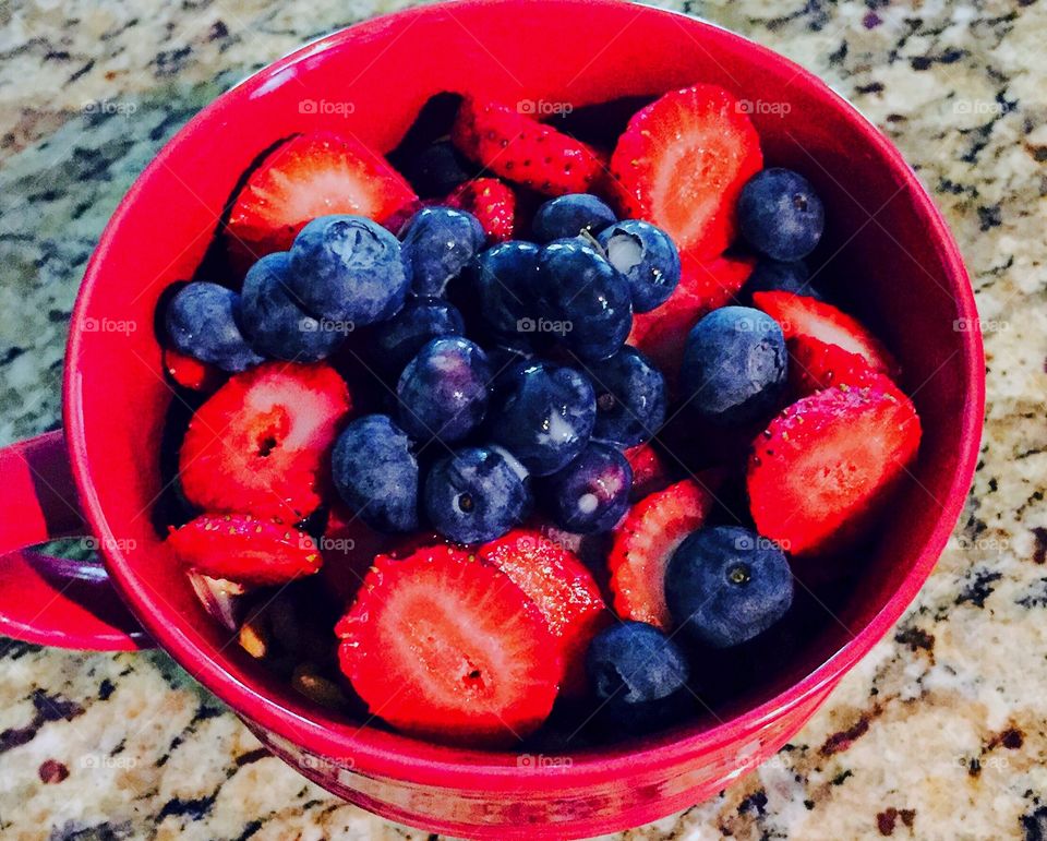 Breakfast berries