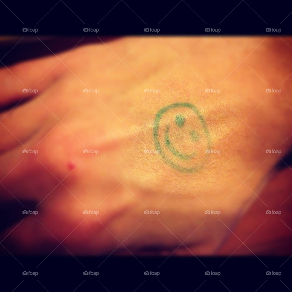 happy mission7 green hand by anorbika