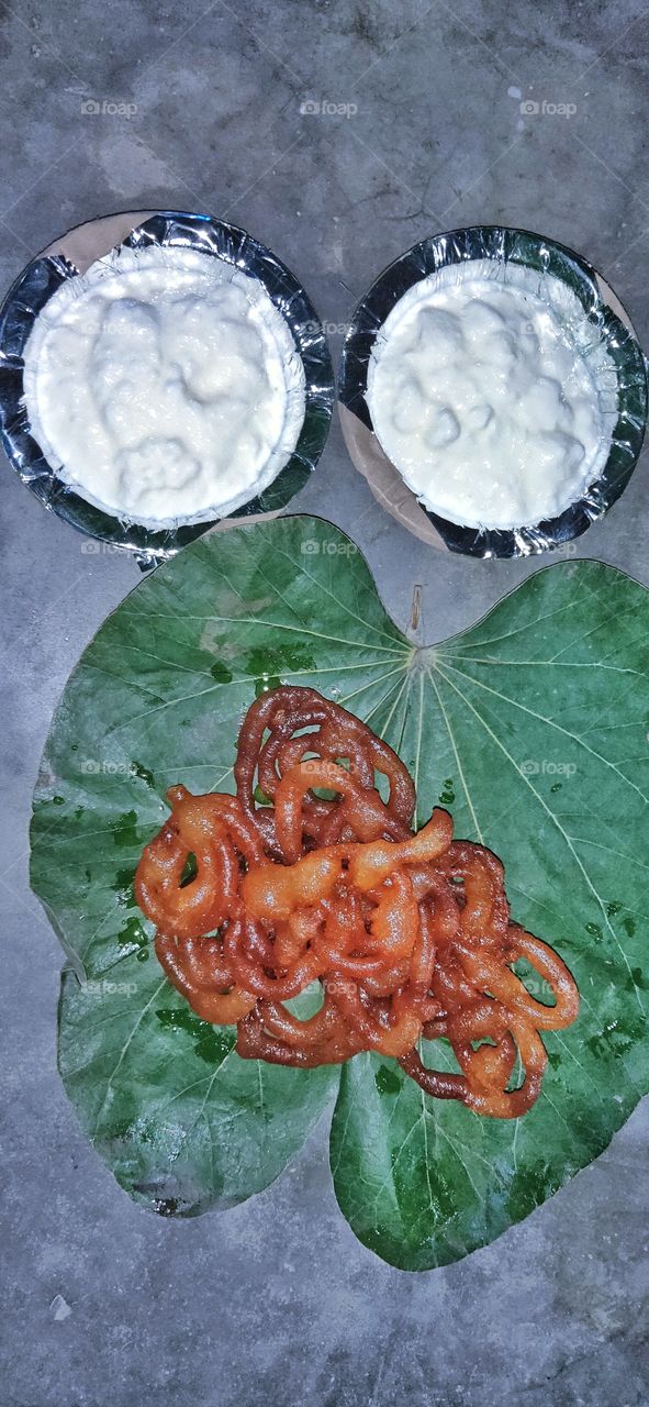Dahi jalebi