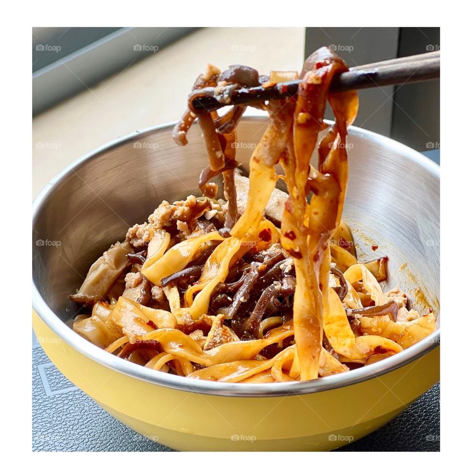 Springy asian noodles that’s flavourful and tasty