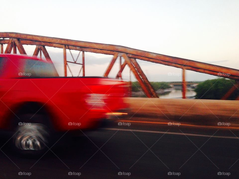 Car on the bridge 