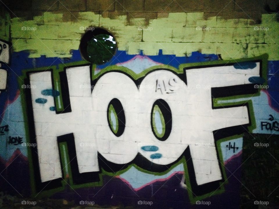 Hoof large wall tag graffiti 