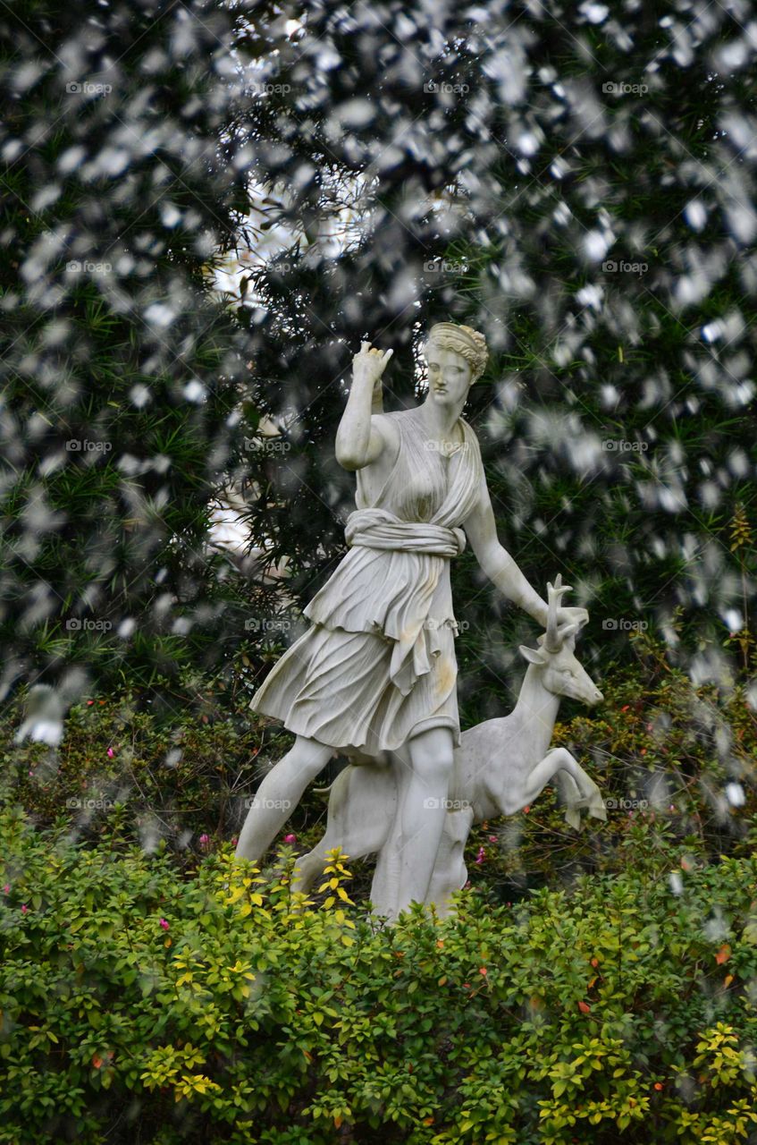 Sculpture and fountain