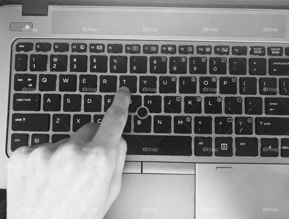 Fingers on the keyboard 