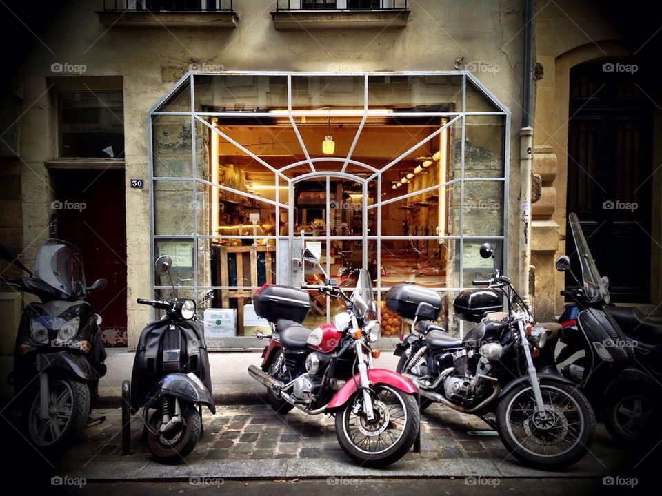 Parisian bakers bikes