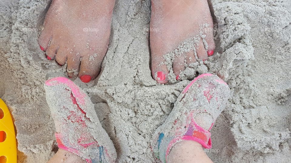 sandy feet