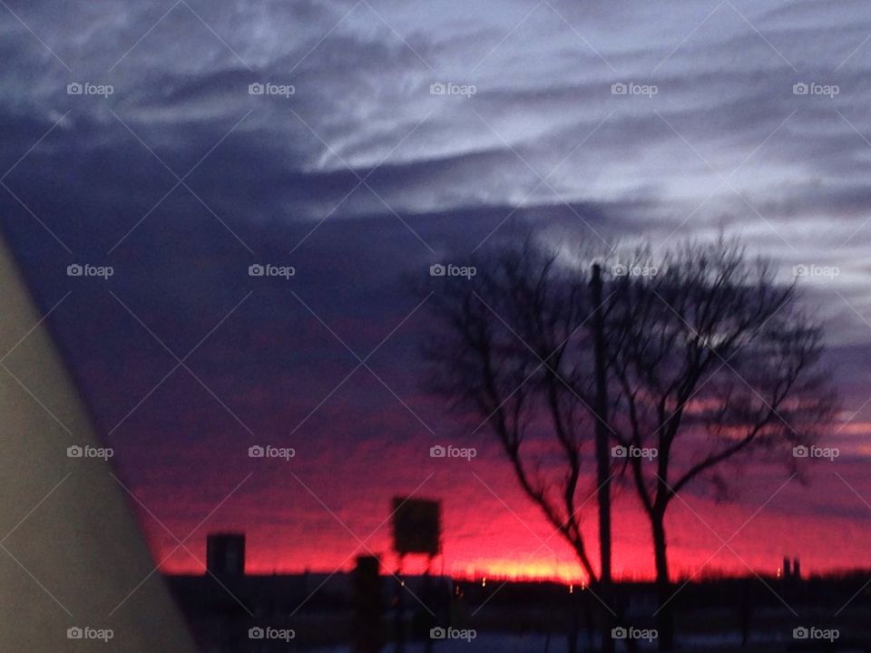 Colors of the horizon 