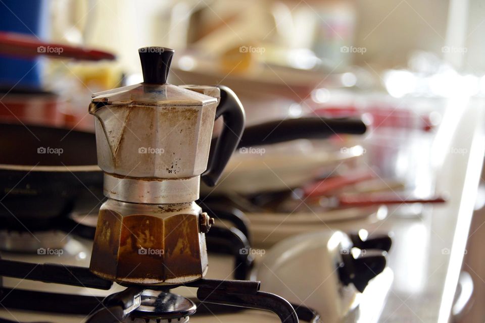 clutter in the kitchen