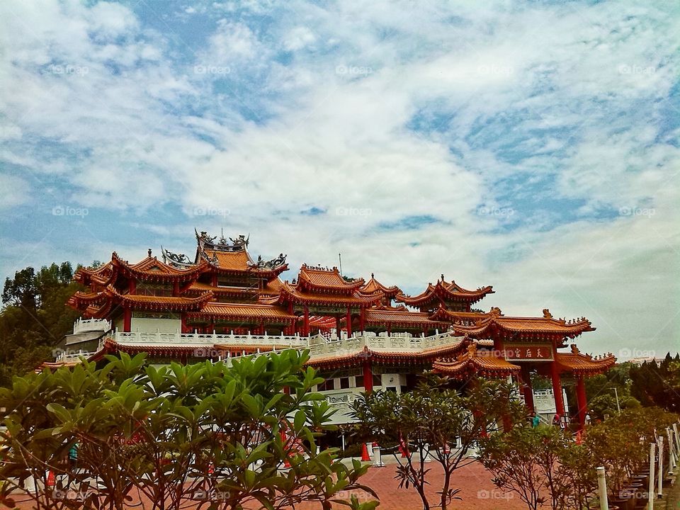 The special clouds on the temple.