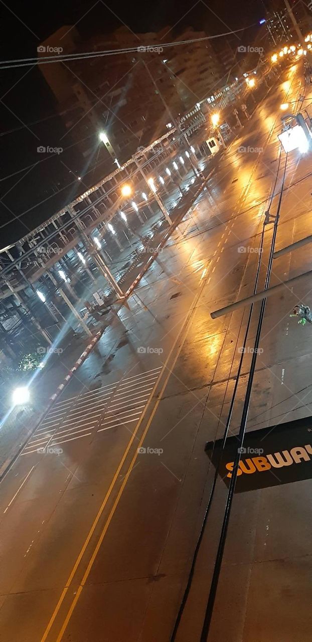 Camera angles from my balcony focus to the night market at opposite.
Curfew time. It was so quiet looks like a ghost town but other hand I like it. keep me clam down 😌😌
