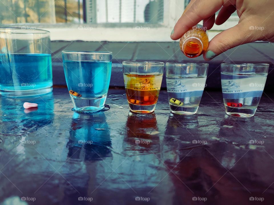 Blue and Yellow food colouring