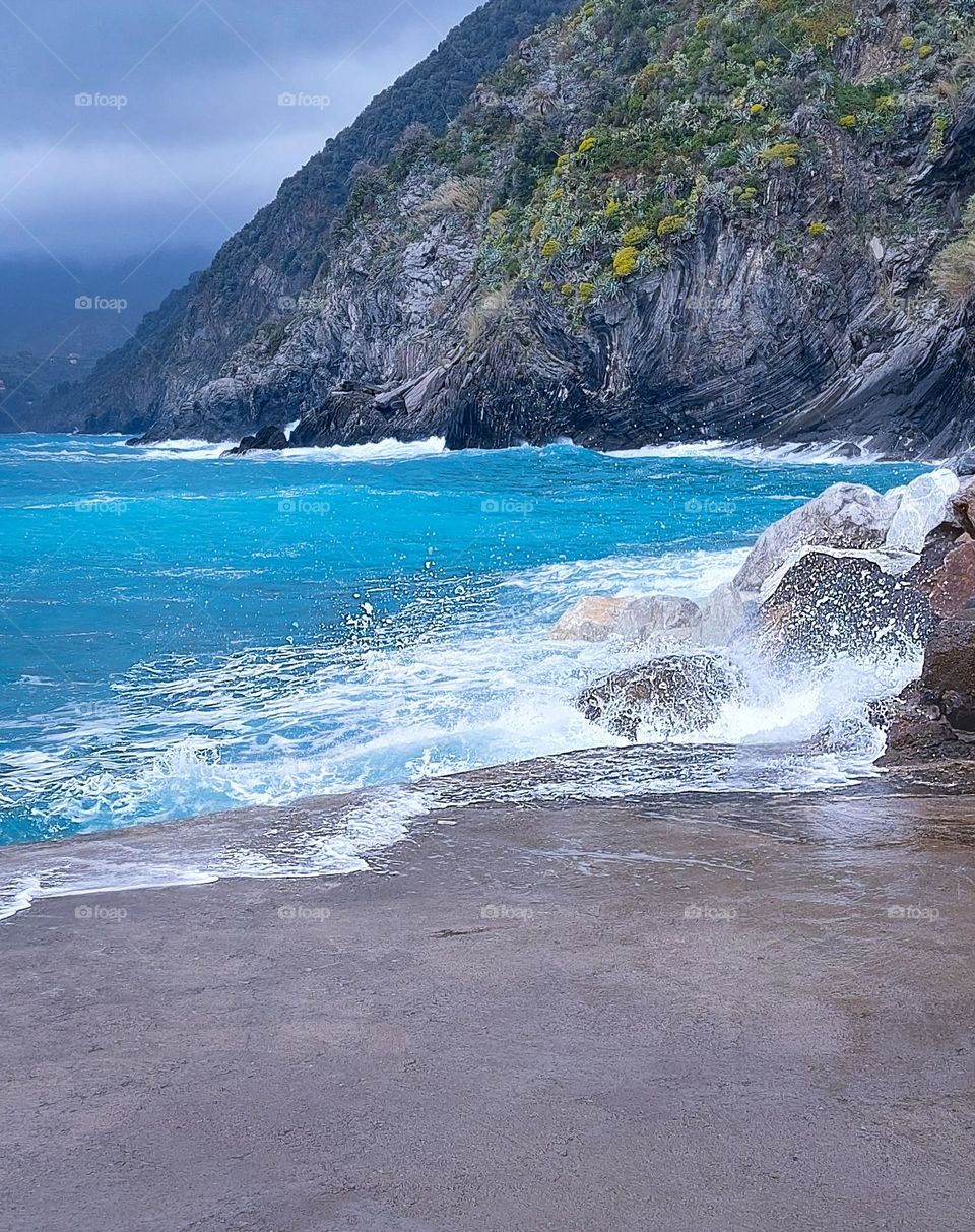 Winter seascape, waves hitting the shore.  Time before the storm