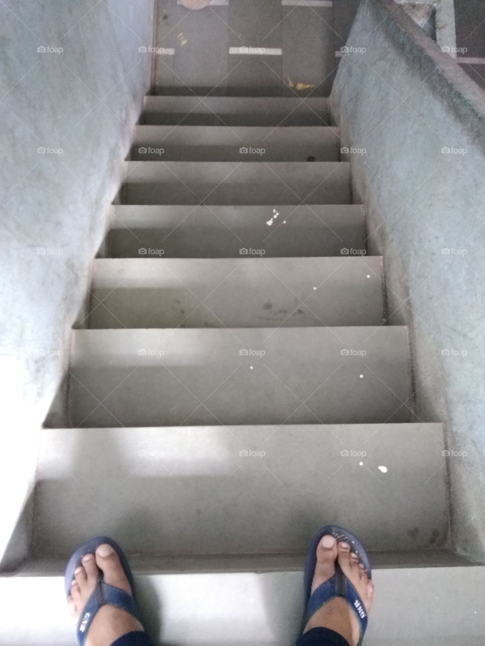 UPPER STAIRS