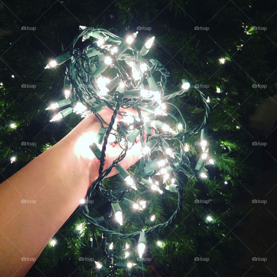 Untangling Christmas lights 