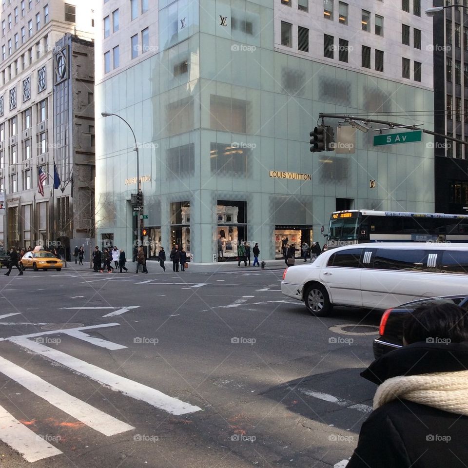 NYC Louis Vuitton store outside