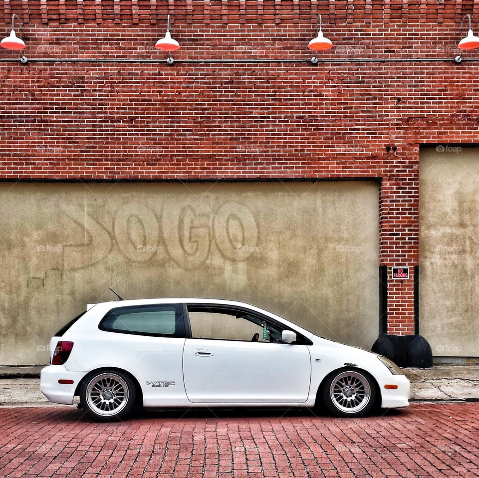 My EP3 in front of an old brick building in downtown Baton Rouge.