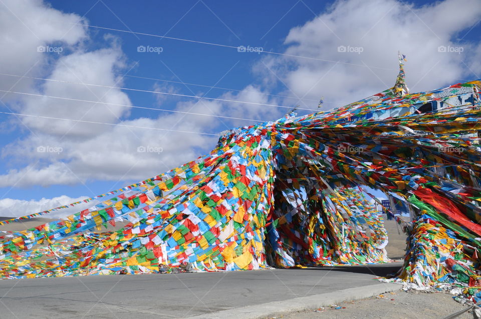 The arch of Tibetan flags