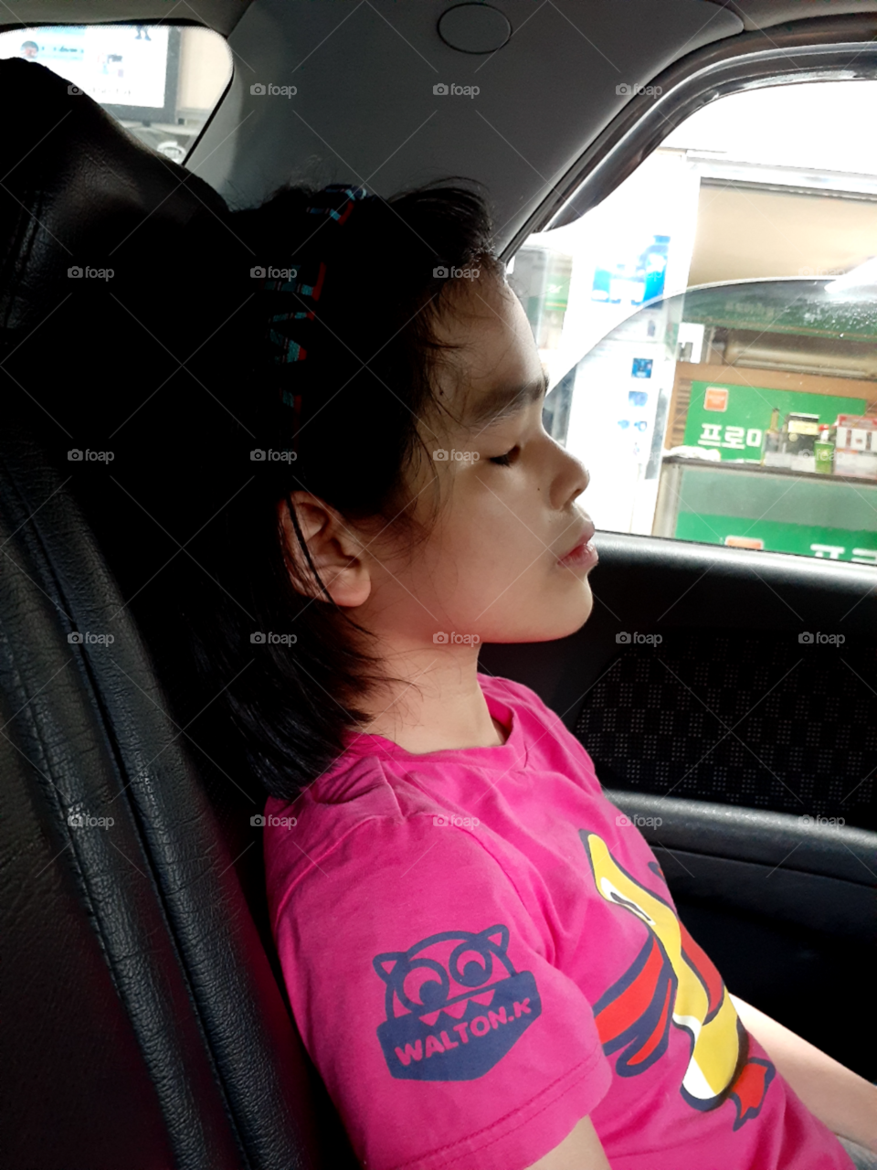 true portrait, no filter, true photos