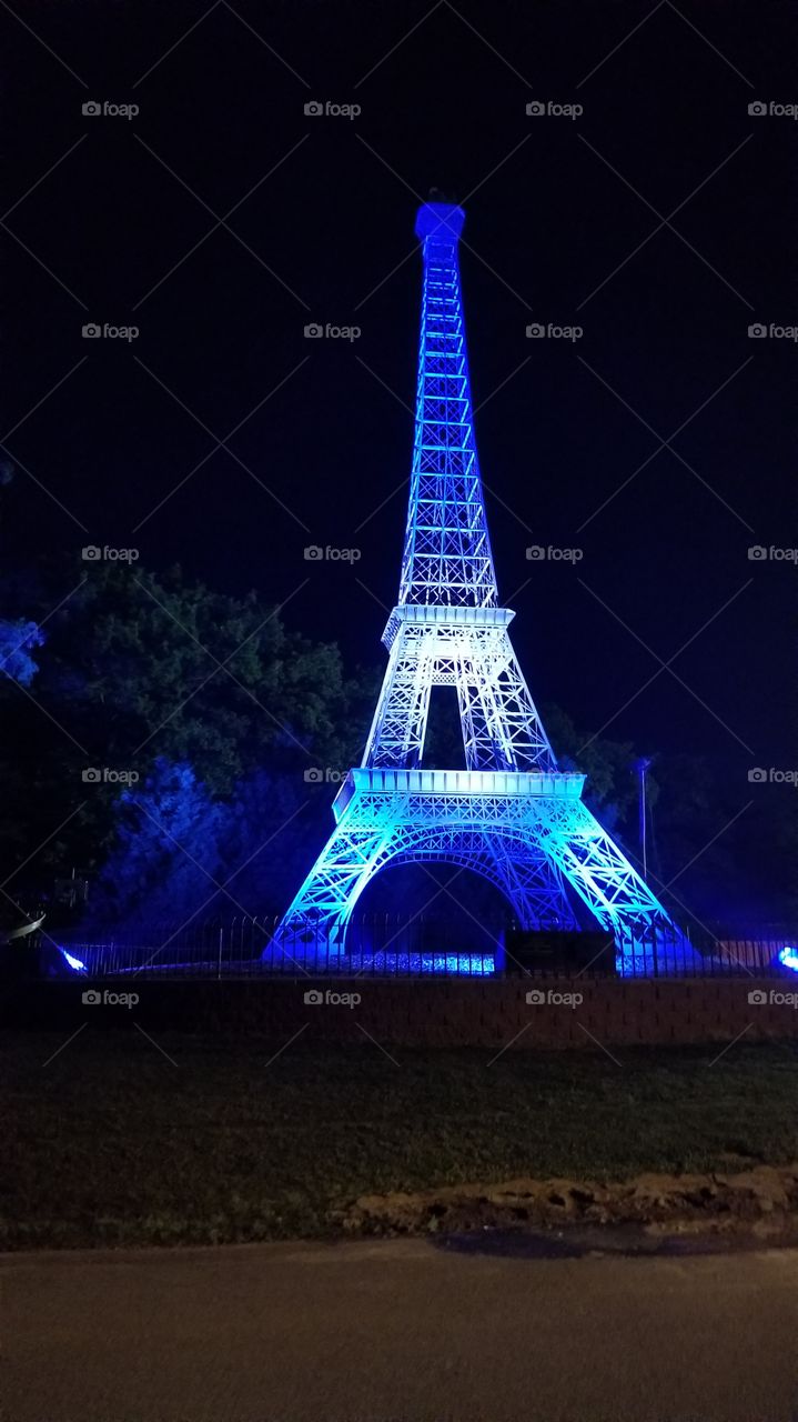 Eiffel tower in Paris Tennessee