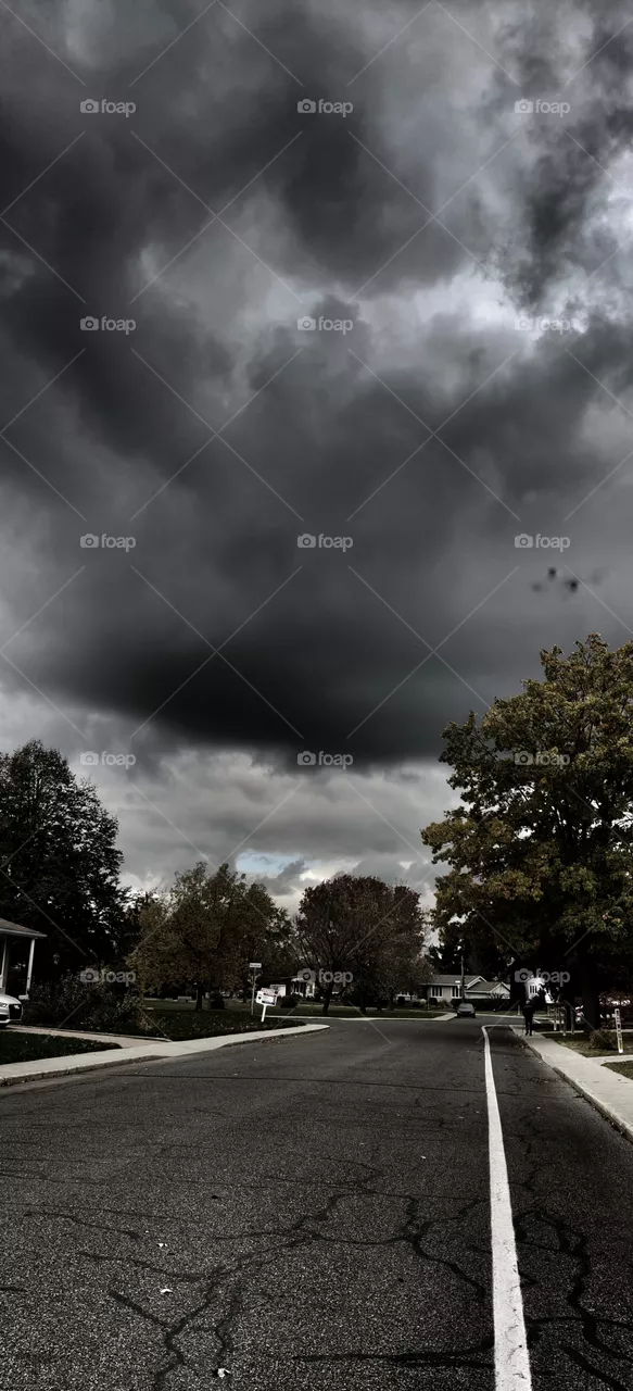 street view with incredible cloudy sky